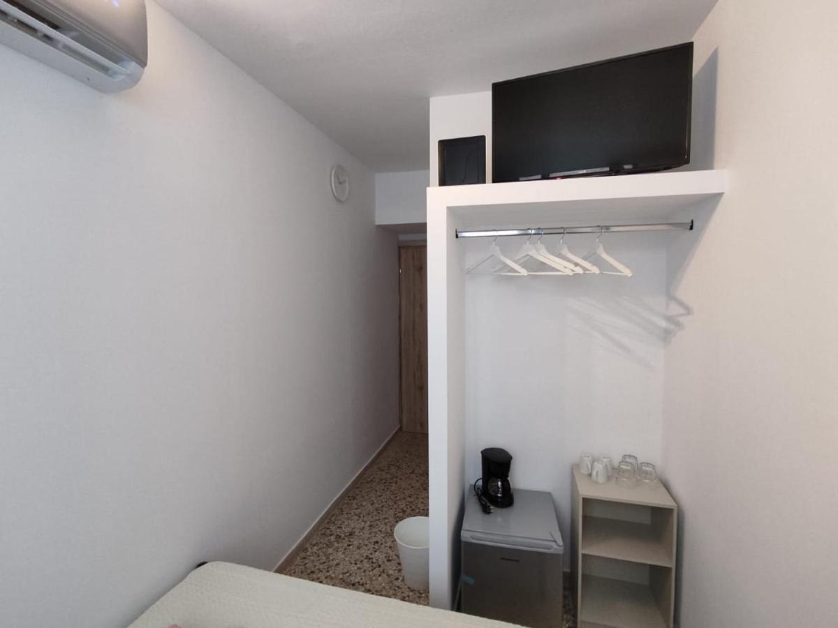 Pure Urban Acropolis Metro Petralona Apartment Атина Екстериор снимка